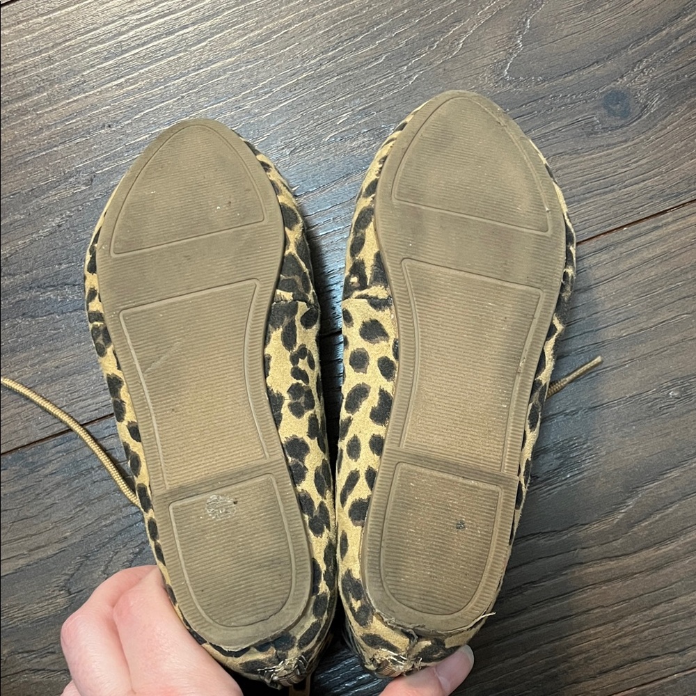 Old Navy Animal Print Lace-Up Flats - Picture 5 of 9